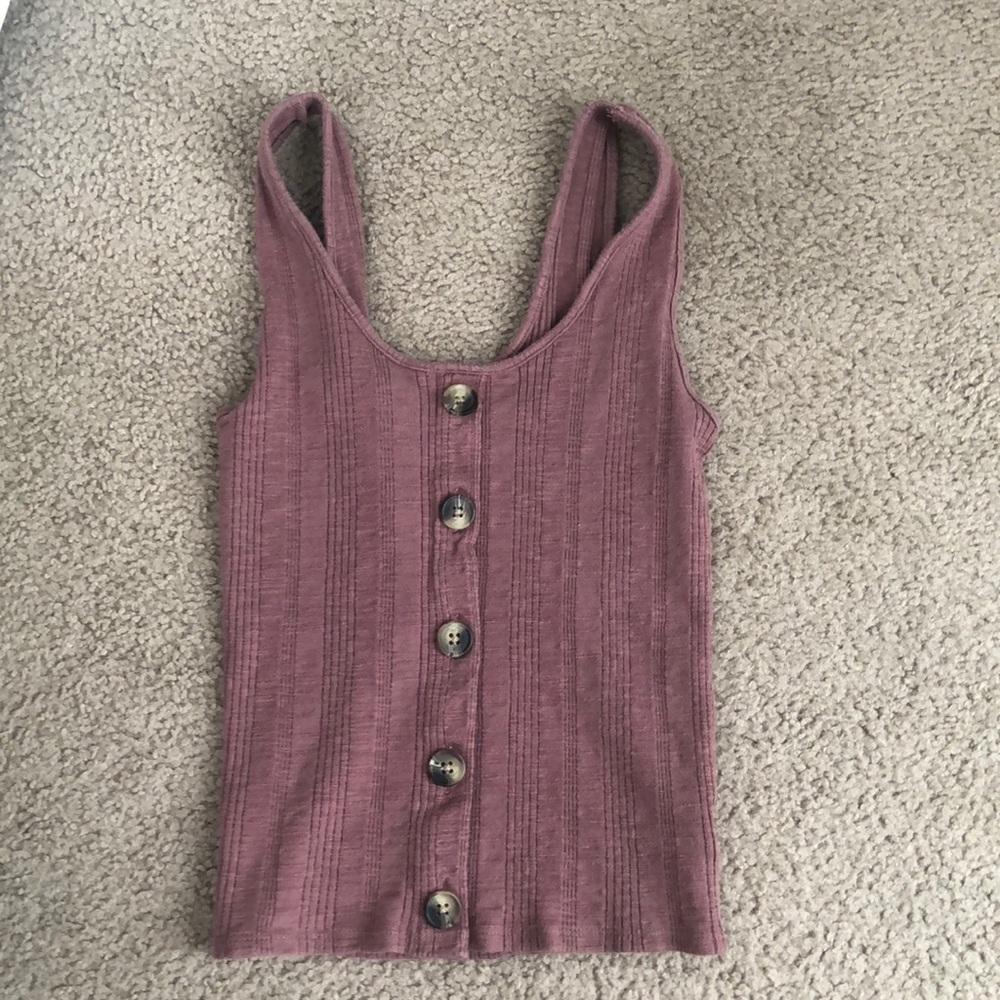 Tank top with buttons